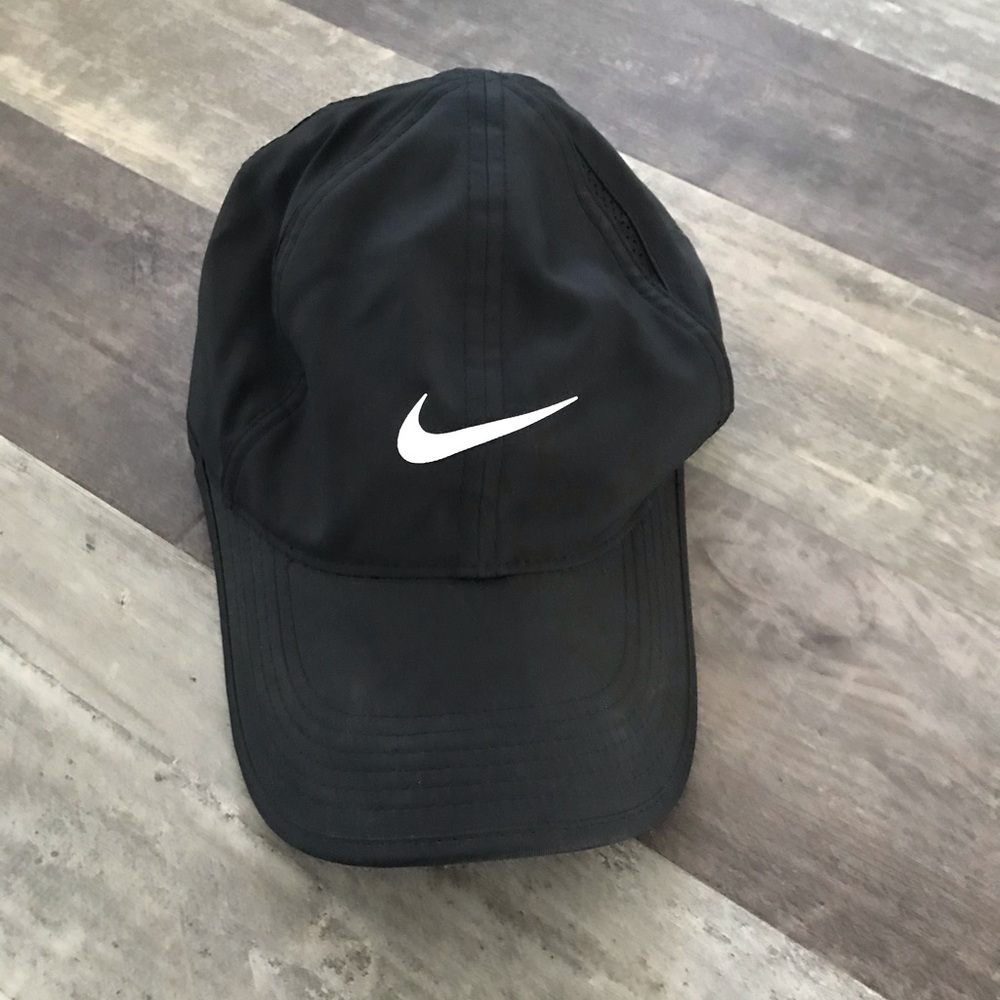 NIKE athletic hat